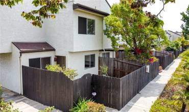 4455 Vision Dr 1, San Diego, California 92121, 3 Bedrooms Bedrooms, ,2 BathroomsBathrooms,Residential,Buy,4455 Vision Dr 1,SW24134783