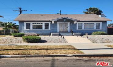 1011 W 75th Street, Los Angeles, California 90044, 2 Bedrooms Bedrooms, ,1 BathroomBathrooms,Residential,Buy,1011 W 75th Street,24410531