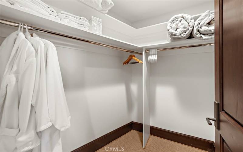 Walk in Closet