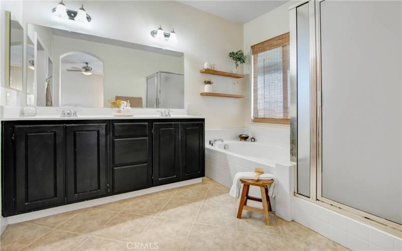 Primary Bath : separate shower stall/tub