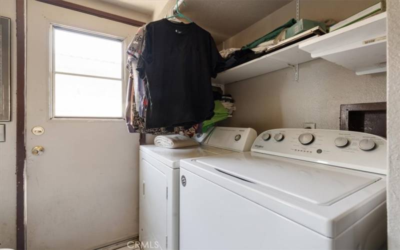 Laundry in powder room