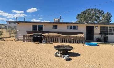 61978 Aster Place, Joshua Tree, California 92252, 1 Bedroom Bedrooms, ,1 BathroomBathrooms,Residential,Buy,61978 Aster Place,JT24134429