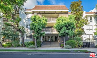 9061 Keith Avenue 204, West Hollywood, California 90069, 2 Bedrooms Bedrooms, ,2 BathroomsBathrooms,Residential Lease,Rent,9061 Keith Avenue 204,24410787