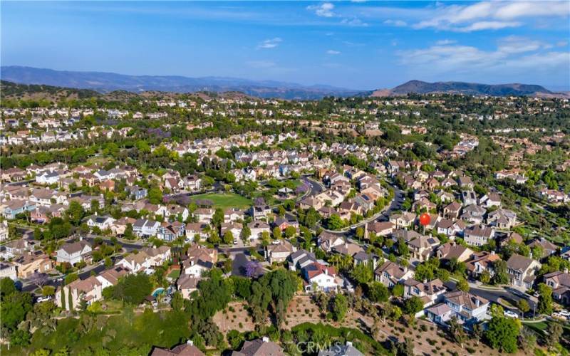 All this, plus you’re just minutes away from the Avendale clubhouse, pools, and all the amenities that the Ladera Ranch lifestyle has to offer, including award-winning schools, endless parks, pools, playgrounds, water parks, and hiking trails.community with so much to offer.