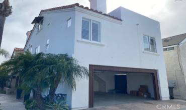 2931 5th Avenue, Corona del Mar, California 92625, 2 Bedrooms Bedrooms, ,2 BathroomsBathrooms,Residential Lease,Rent,2931 5th Avenue,OC24135352