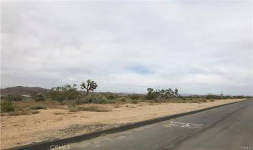 6650 La Contenta Rd Road, Yucca Valley, California 92284, ,Land,Buy,6650 La Contenta Rd Road,JT24136402