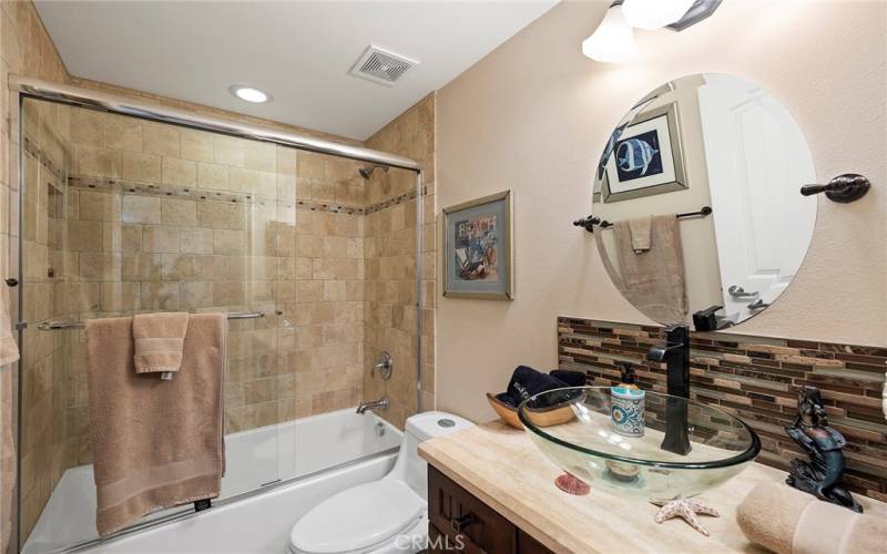 Main level full bathroom