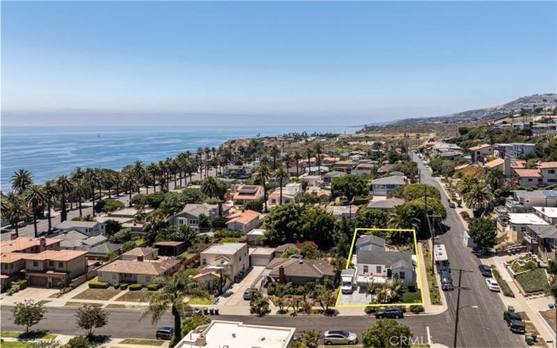 Aerial of the house, Pacific Ocean and friendly coastal neighborhood!