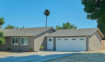 10 Azul Court, Hollister, California 95023, 3 Bedrooms Bedrooms, ,2 BathroomsBathrooms,Residential,Buy,10 Azul Court,ML81971908