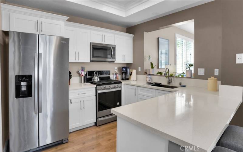 Great Kitchen Gathering area with breakfast bar