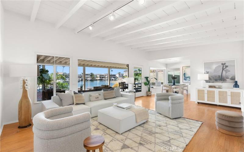 Sweeping views of your private cove abound!