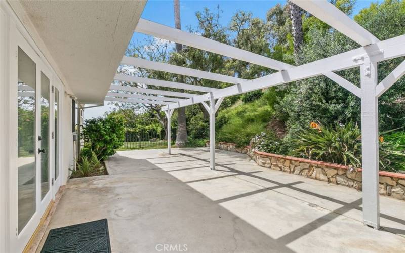 Patio with trellis