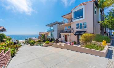 233 30th Street, Manhattan Beach, California 90266, 3 Bedrooms Bedrooms, ,3 BathroomsBathrooms,Residential Lease,Rent,233 30th Street,SB24136833