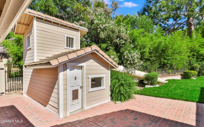 2 Story Playhouse