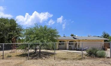 10547 Cottonwood Avenue, Hesperia, California 92345, 2 Bedrooms Bedrooms, ,2 BathroomsBathrooms,Residential,Buy,10547 Cottonwood Avenue,IG24137139