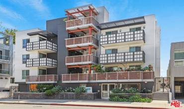 1831 Sawtelle Boulevard 102, Los Angeles, California 90025, 1 Bedroom Bedrooms, ,1 BathroomBathrooms,Residential Lease,Rent,1831 Sawtelle Boulevard 102,24411627