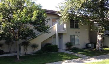 52 Columbia 7, Irvine, California 92612, 2 Bedrooms Bedrooms, ,1 BathroomBathrooms,Residential Lease,Rent,52 Columbia 7,OC24137865