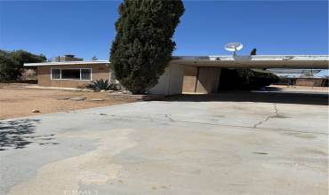 55986 Tracy Boulevard, Yucca Valley, California 92284, 4 Bedrooms Bedrooms, ,1 BathroomBathrooms,Residential,Buy,55986 Tracy Boulevard,JT24087128