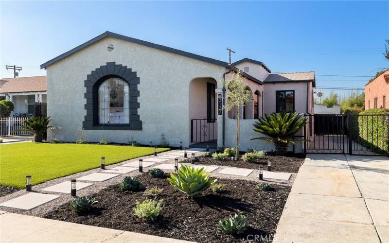 Beautiful drought tolerant landscaping