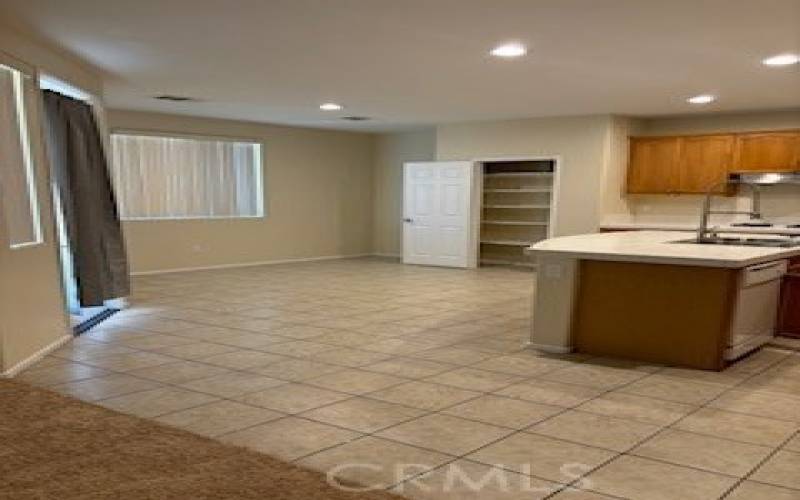 Breakfast Nook/Pantry