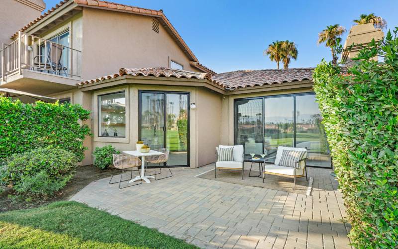 38177 Crocus - Back Patio