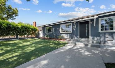 7007 Murietta Avenue, Van Nuys, California 91405, 4 Bedrooms Bedrooms, ,2 BathroomsBathrooms,Residential,Buy,7007 Murietta Avenue,SR24136499