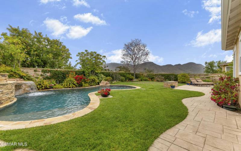 461 Via De La Luz, Thousand Oaks - HsHPr