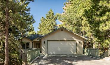 Welcome to 31315 All View Drive located in the beautiful town of Running Springs, CA.