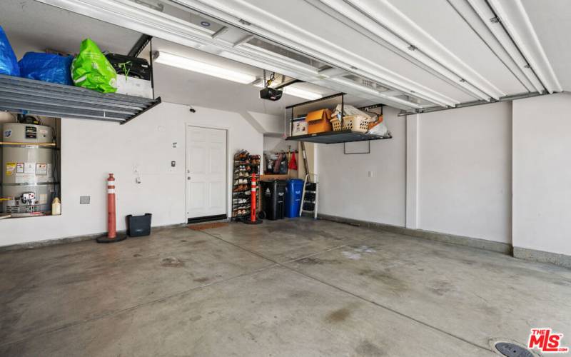 Private 2-Car Garage