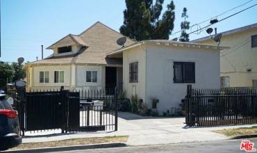 242 W 46th Street (3 units), Los Angeles, California 90037, 7 Bedrooms Bedrooms, ,Residential Income,Buy,242 W 46th Street (3 units),24412331