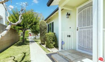 9064 Hubbard Street, Culver City, California 90232, 2 Bedrooms Bedrooms, ,1 BathroomBathrooms,Residential Lease,Rent,9064 Hubbard Street,24412491