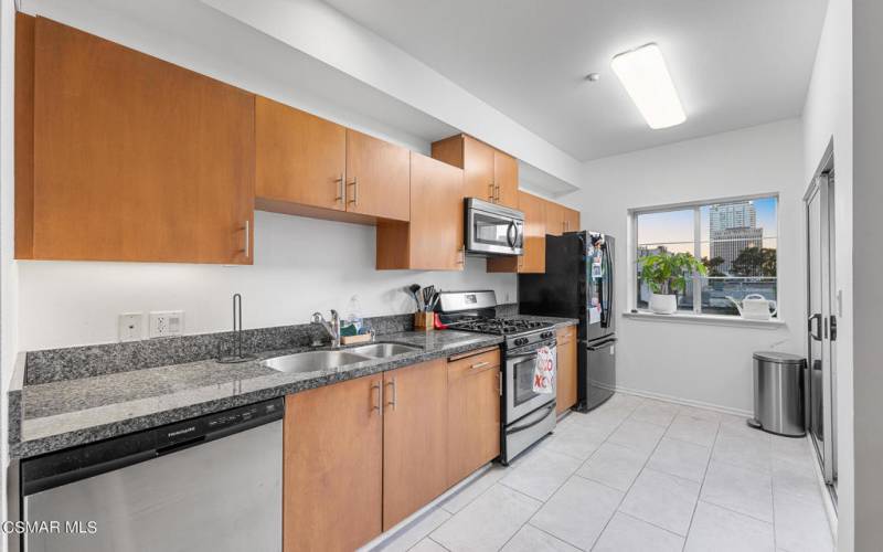 2864 Sunset Pl 406-58