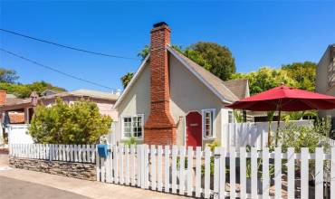 533 Lombardy Lane, Laguna Beach, California 92651, 2 Bedrooms Bedrooms, ,1 BathroomBathrooms,Residential Lease,Rent,533 Lombardy Lane,LG24139906