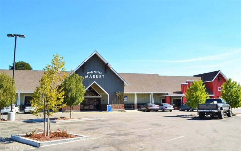 Oak Hill Shopping Center is just minutes away.