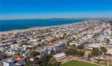 446 Monterey Boulevard 1E, Hermosa Beach, California 90254, 3 Bedrooms Bedrooms, ,1 BathroomBathrooms,Residential Lease,Rent,446 Monterey Boulevard 1E,SB24139240