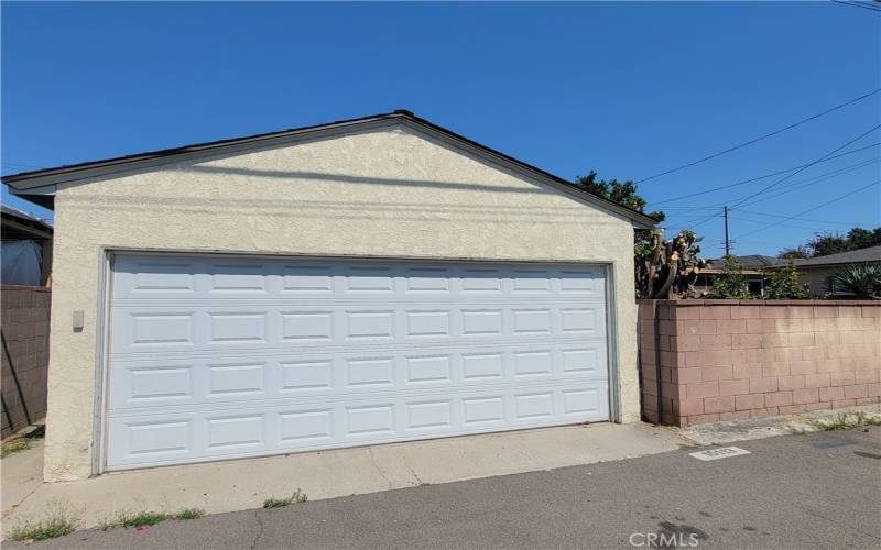 2 CAR DETACHED GARAGE