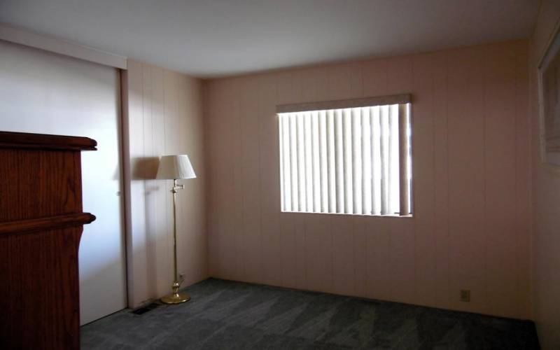 2nd Bedroom