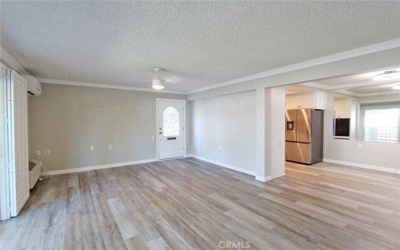 Living Room/Kitchen