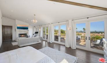 6401 Zumirez Drive, Malibu, California 90265, 4 Bedrooms Bedrooms, ,4 BathroomsBathrooms,Residential Lease,Rent,6401 Zumirez Drive,24345065