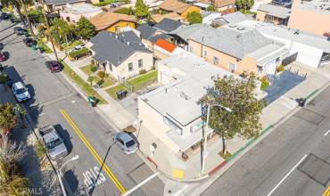 4851 Gage Avenue 5, Bell, California 90201, 2 Bedrooms Bedrooms, ,5 BathroomsBathrooms,Commercial Sale,Buy,4851 Gage Avenue 5,DW24140722