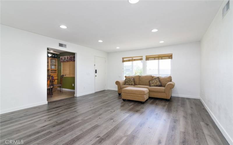 Family room leads to kitchen