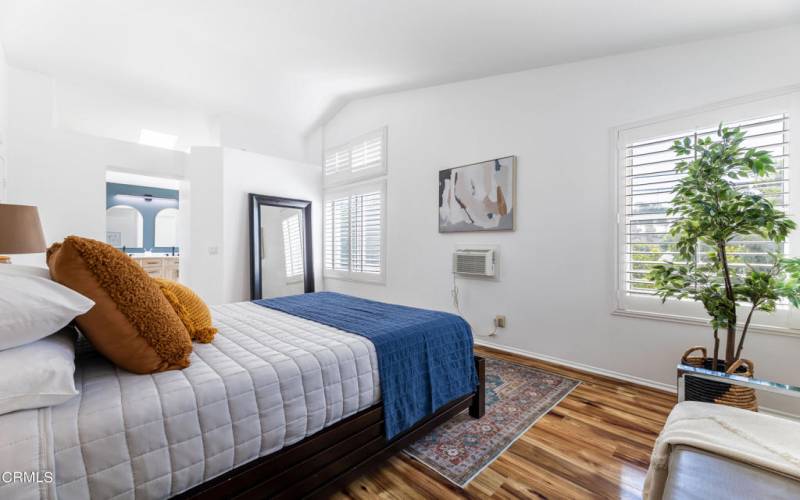 2448HighlandPinesRoad-5-MasterBedroom