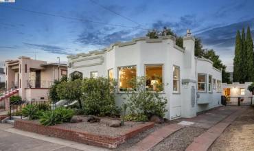 6120 CAMDEN STREET, Oakland, California 94605, 3 Bedrooms Bedrooms, ,2 BathroomsBathrooms,Residential,Buy,6120 CAMDEN STREET,41065517