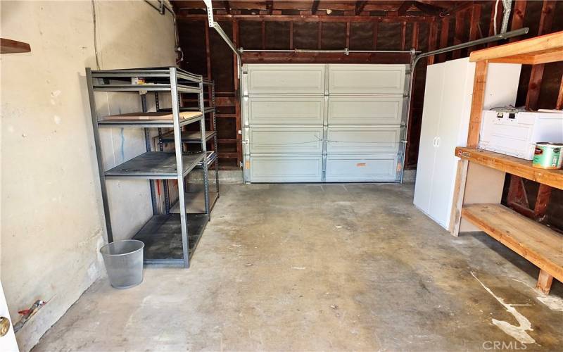 Clean garage with flexible storage