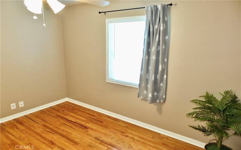 Rear bedroom