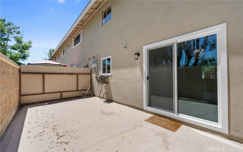 Nicely sized private patio, perfect for enjoying family/friends.