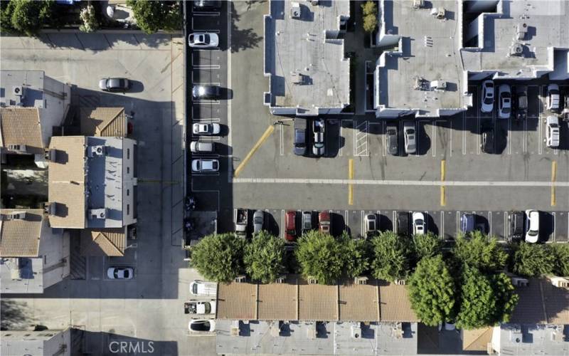 Complex offers two side by side parking spaces