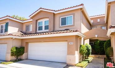 596 Fenwick Way B, Simi Valley, California 93065, 3 Bedrooms Bedrooms, ,2 BathroomsBathrooms,Residential Lease,Rent,596 Fenwick Way B,24413887