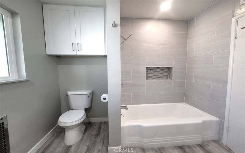 2nd bathroom