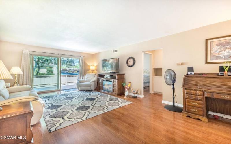 11233 Village 11, Camarillo - HsHProd-6